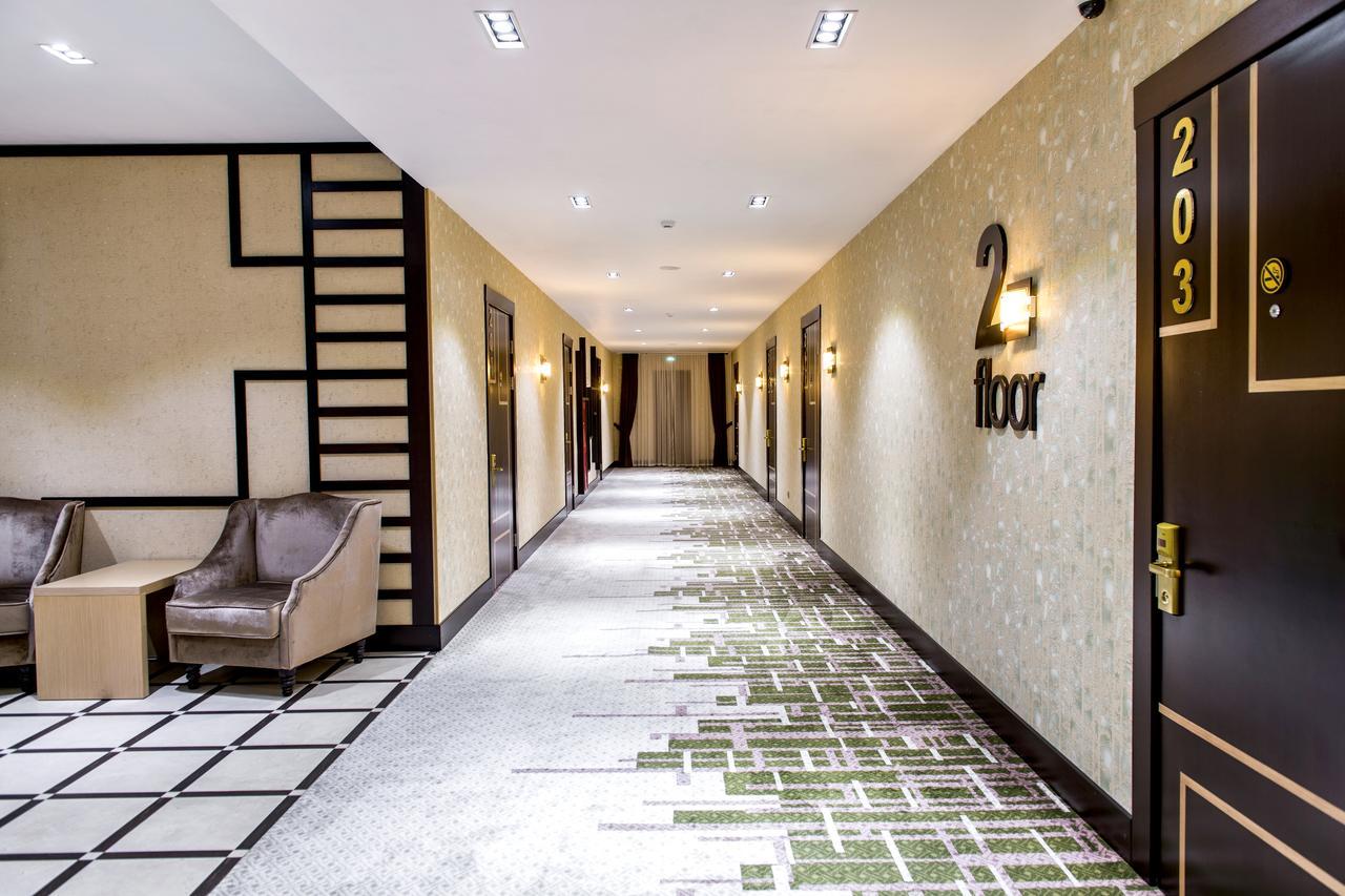 Megapolis Hotel Shymkent Exterior photo