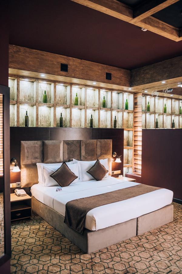 Megapolis Hotel Shymkent Exterior photo