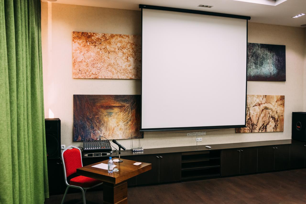 Megapolis Hotel Shymkent Exterior photo